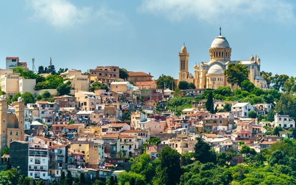 The Casbah of Algiers is a unique Islamic city and a UNESCO World Heritage site. This labyrinth of narrow streets, historic mosques, and Ottoman palaces overlooks the Mediterranean Sea. It is the heart of Algerian identity, showcasing a blend of traditional architecture and a vibrant street life that tells the story of the city’s complex colonial and pre-colonial past.