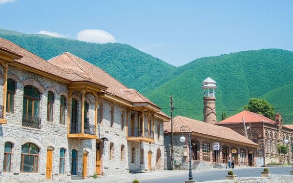 Located in the charming mountain town of Sheki, this 18th-century palace is a jewel of Azerbaijani architecture. It is renowned for its intricate frescoes and "shebeke" windows—handcrafted mosaics of colored glass set in wooden lattices without nails or glue. The palace reflects the luxury and artistic brilliance of the Silk Road era.