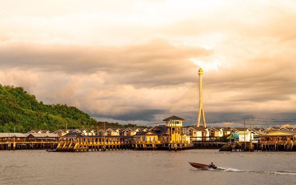 Kampong Ayer, or the "Water Village," is a historic settlement of houses on stilts stretching across the Brunei River. Often called the "Venice of the East," it is home to thousands of people and features its own schools, mosques, and police stations. Taking a water taxi to explore the village offers a fascinating look at the traditional Bruneian way of life that has existed for centuries.