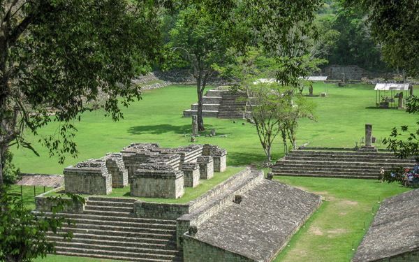 Copan is a UNESCO World Heritage site and one of the most important archaeological sites of the Maya civilization. Known as the "Paris of the Maya world," it is famous for its intricate stone carvings, the Hieroglyphic Stairway, and its beautifully detailed stelae. Exploring the ruins reveals the advanced artistic and scientific achievements of the Maya, set within a lush valley filled with scarlet macaws.