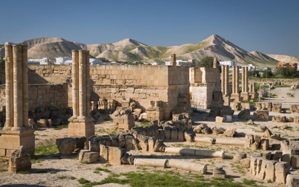 Hisham's Palace is an important early Islamic archaeological site located near Jericho. Built in the 8th century, it is famous for its remarkably well-preserved "Tree of Life" mosaic and grand bath complex. The site offers a fascinating look into the luxury and artistic style of the Umayyad caliphate, showcasing the rich cultural heritage that has existed in the region for over a millennium.