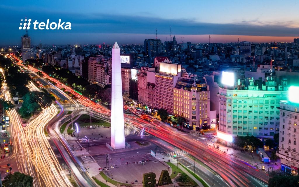 The-magic-of-Buenos-Aires-glows-after-dark