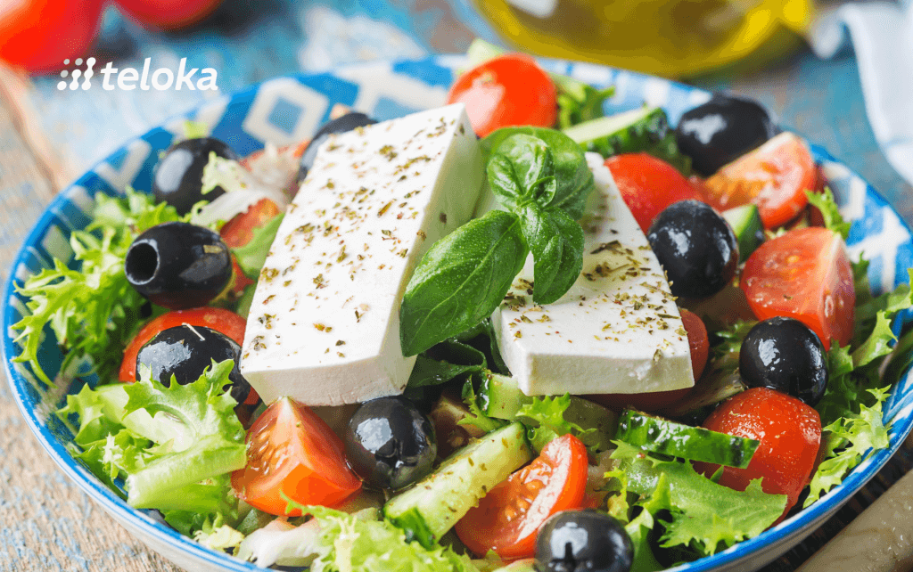 地中海直送の伝統的なギリシャ風サラダ