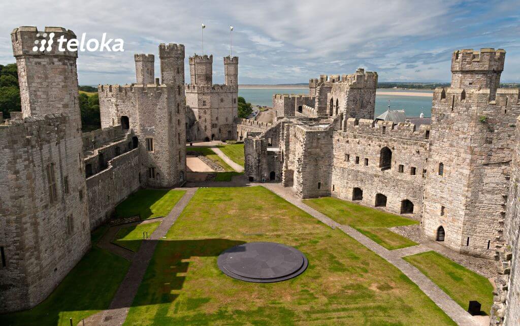 Wales-enchants-with-its-castles-and-rugged-coastlines