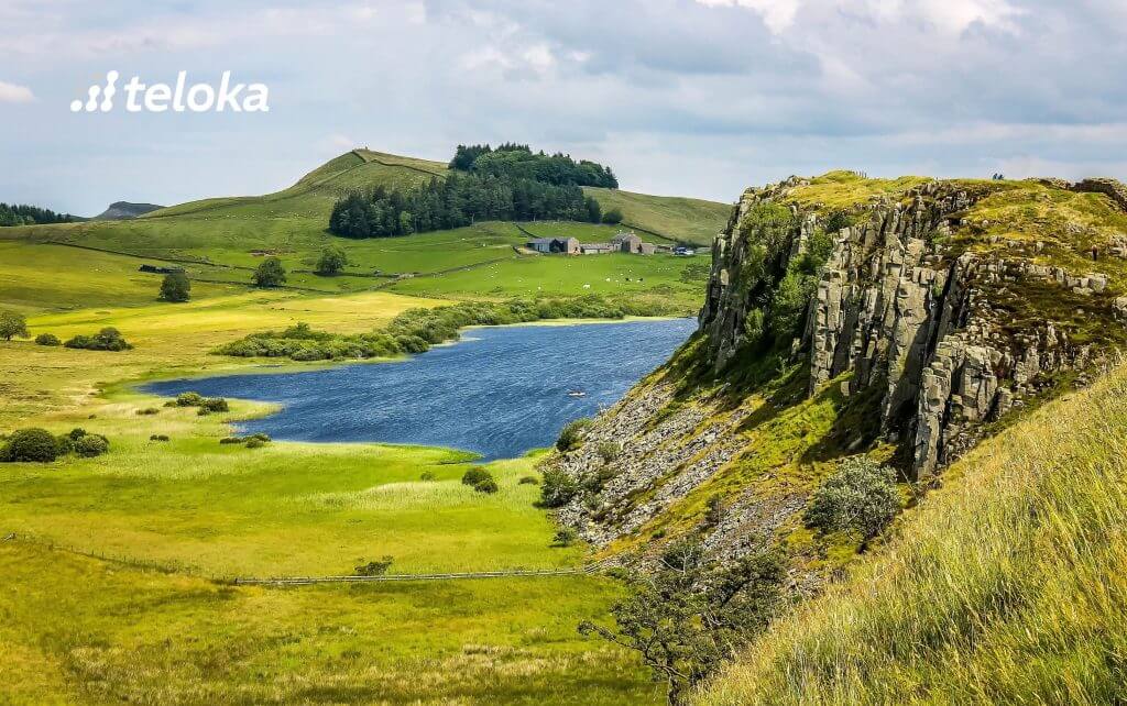 Wandering-through-the-historic-beauty-of-Northern-Ireland
